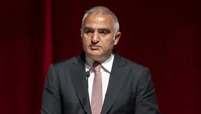 Bakan Ersoy Hatay'da konuştu. "Verdiğimiz sözleri yerine getirmiş olarak huzurlarınızdayız" 