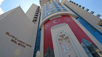 MHP'de üç il teşkilatı daha feshedildi