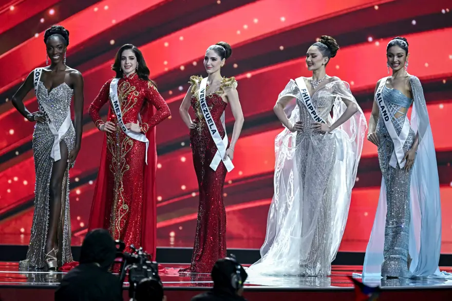 Miss Universe'de aptal krizi sonrası birinci oldu: İşte 2025 Kainat Güzeli 7