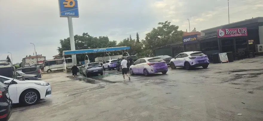 ARABASI BOYANAN YIKAMACIYA KOŞTU 2