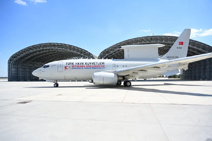 Türk jetlerinden Kıbrıs Adası'nın güneyinde eğitim uçuşu 1