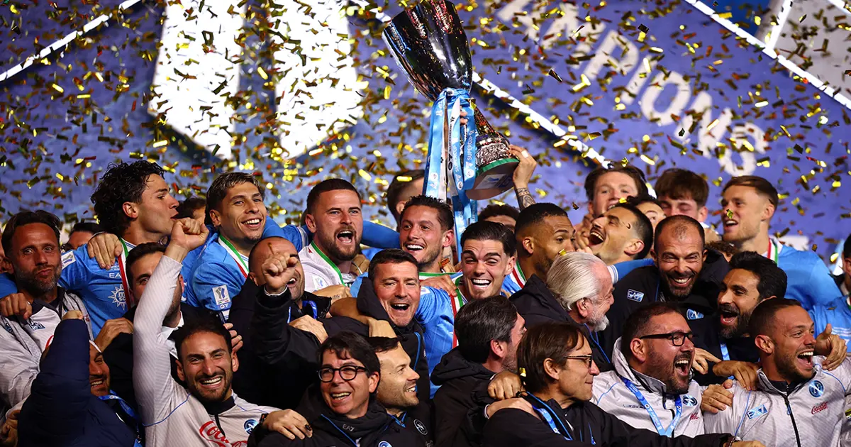 İtalya Süper Kupası'nı Napoli kazandı