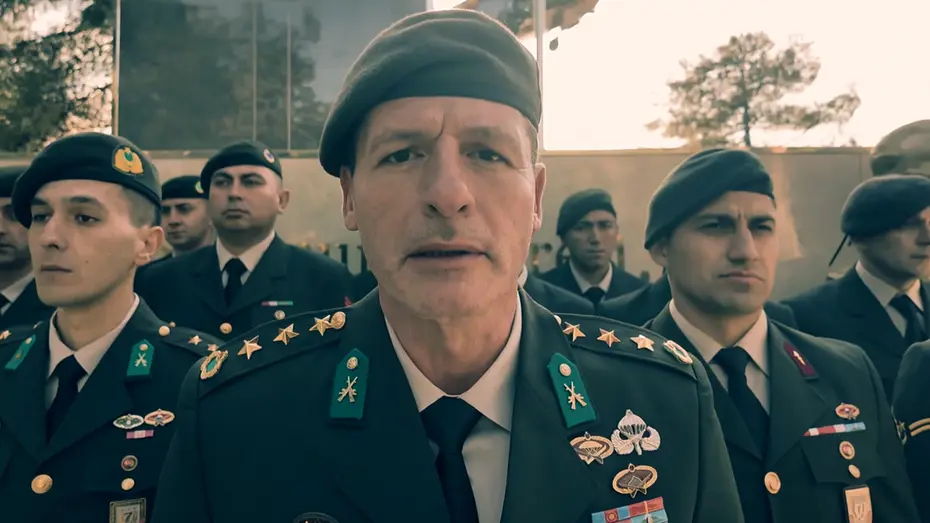 Nihat Altınkaya, Milli Savunma Bakanlığı klibinde. “Bu üniforma bir sorumluluk”