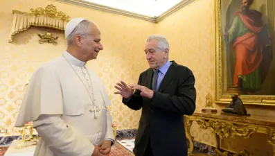 Papa, Robert De Niro ile görüştü