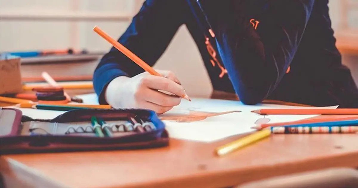 Öğretmenlere emoji soruşturması başlatan müdür görevden alındı