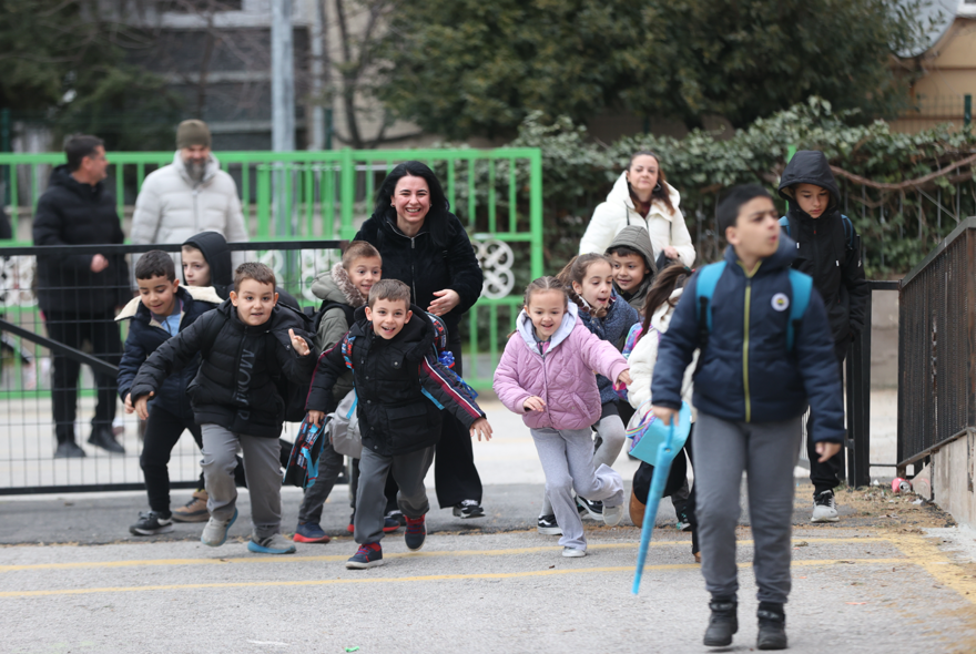 Çanta araması, devamsızlık şartı, disiplin ve kayıt kuralları. MEB'den okul yönetmeliğinde kapsamlı değişiklik 1