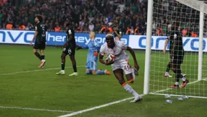 Galatasaray'ın iptal edilen golünde karar doğru mu? Hakemler yanıtladı