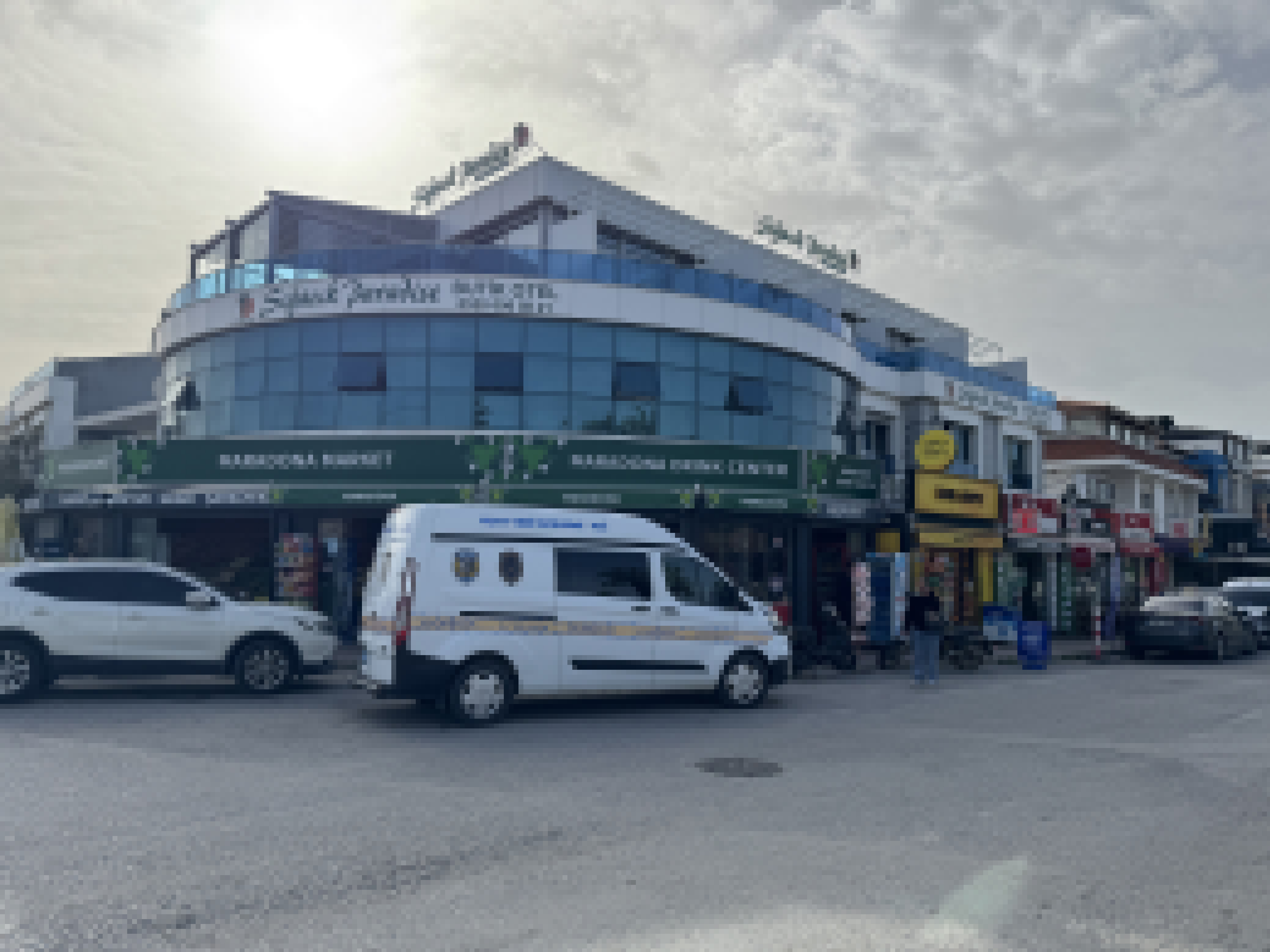 İzmir'de Sevgililer Günü tatili faciayla bitti. Otelde çıkan yangın evli çifti ayırdı
