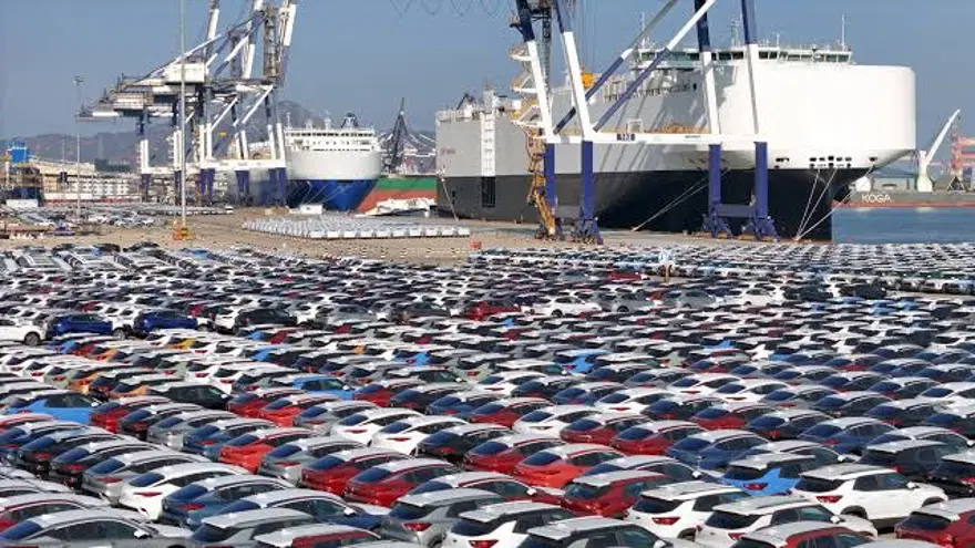 Çin, küresel piyasalara giren otomobil üreticileri için yeni rekabet kuralları belirledi 