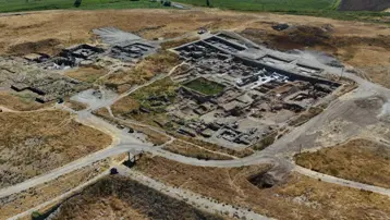 Anadolu tarihinin başladığı yerde heyecanlandıran keşif. ''İlk kez denk geldik''