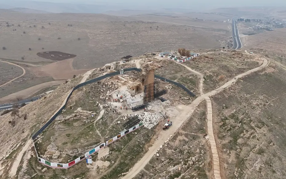 Diyarbakır'daki kale 3 bin yıldır ayakta. Dünyanın en iyi korunmuş garnizonlarından biri