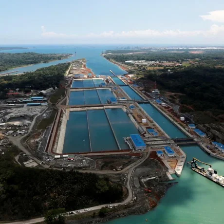 Panama Kanalı'nın geçiş ücretleri rekor seviyeye ulaştı