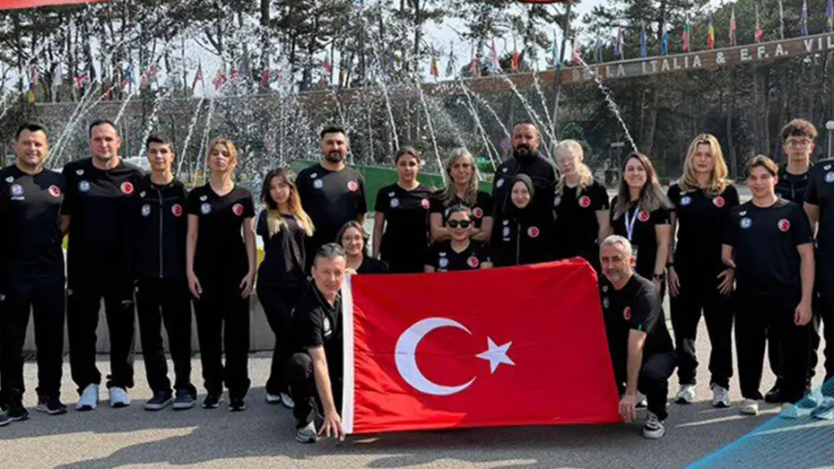 Milli para yüzücülerden, İtalya'da 10 madalya