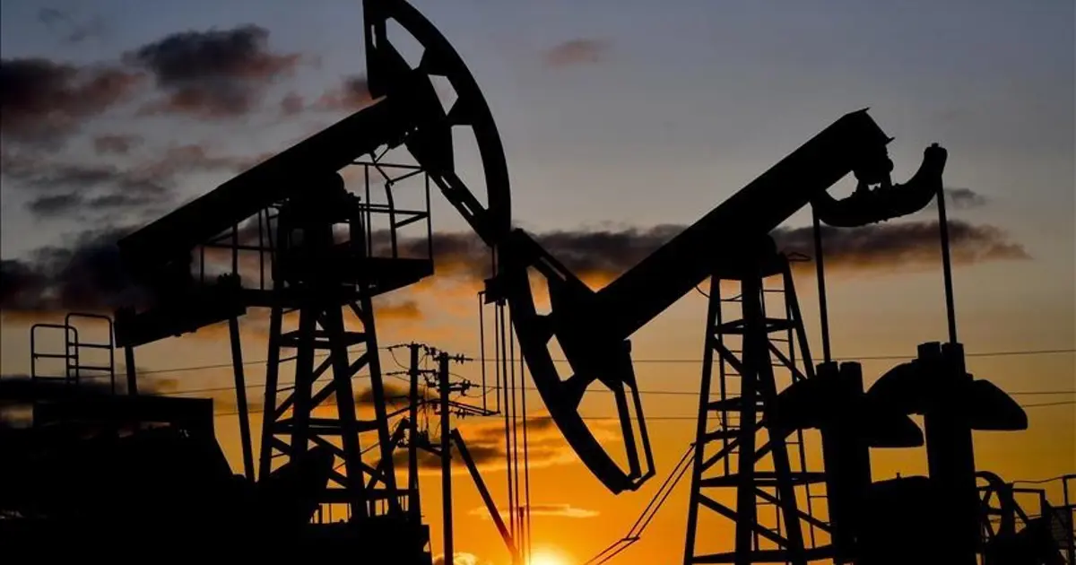 Petrol gerilemeye devam ediyor