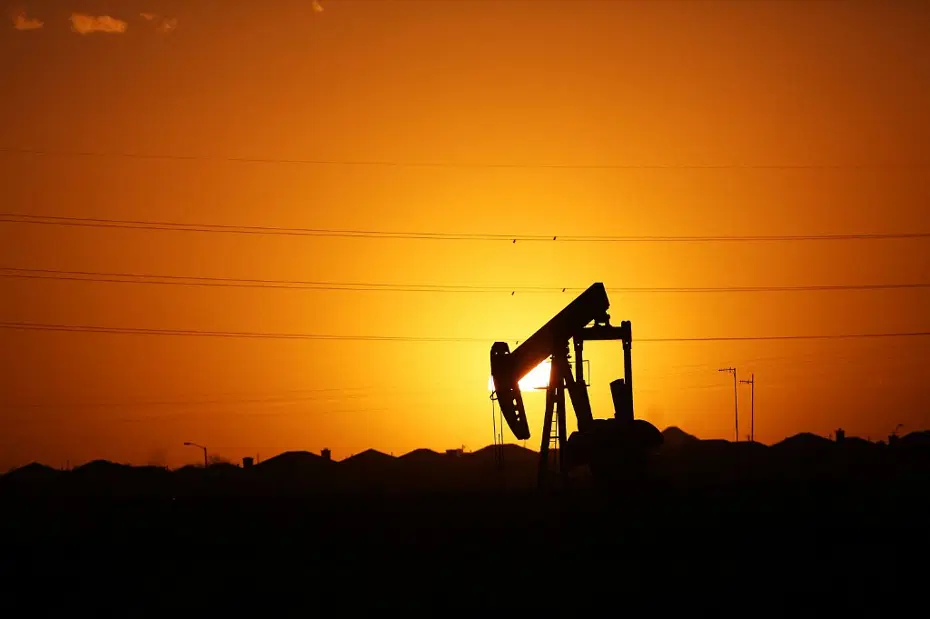 Petrol fiyatlarında hareketlilik. Dört günlük çöküşün ardından tepki alımı