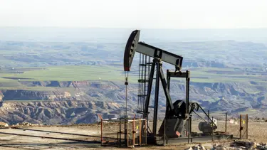 Petrol fiyatlarında yaptırım öncesi kar satışı