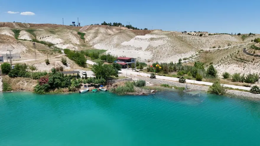 Baraj yüzde 100 doldu, iskele ve adacıklar kayboldu 2