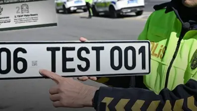 APP plaka paniği sürüyor. Plakanız sahte olmayabilir, bu ayrıntıya dikkat edin