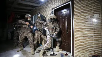 Uyuşturucu şebekesine eş zamanlı baskın: Polis aylarca takip etti, bu sabah operasyon yapıldı