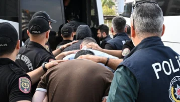 Dört şehirde organize suç örgütlerine operasyon. 137 şüpheli hakkında işlem başlatıldı