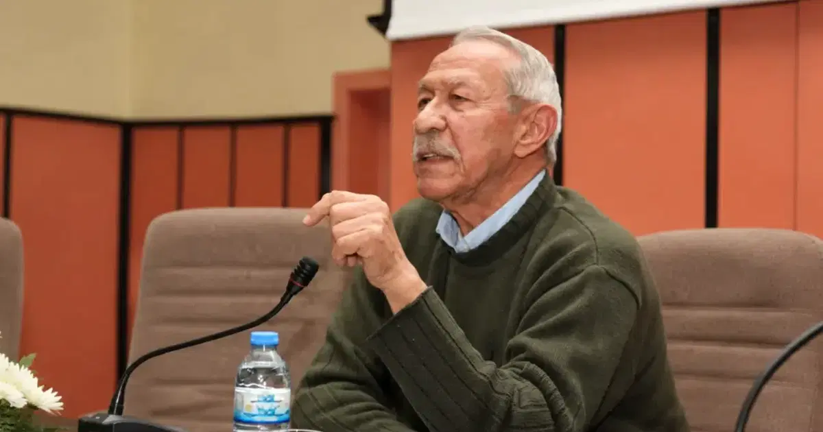 "Hocaların hocası" olarak bilinen Prof. Dr. Uğur Ersoy yaşamını yitirdi