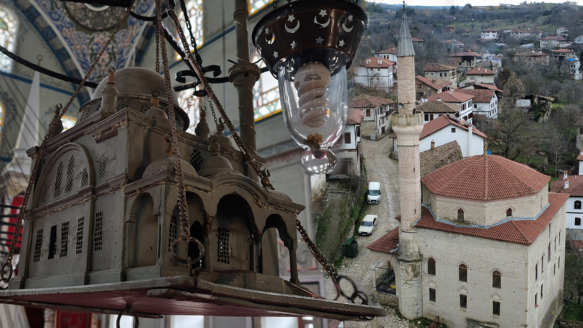 On bir ayın sultanı Ramazan'a geri sayım. Ramazan maneviyatı asırlık camilerde