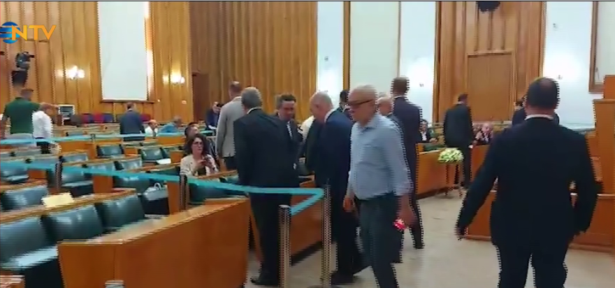 HANGİ SENARYO AĞIR BASIYORDU? 7