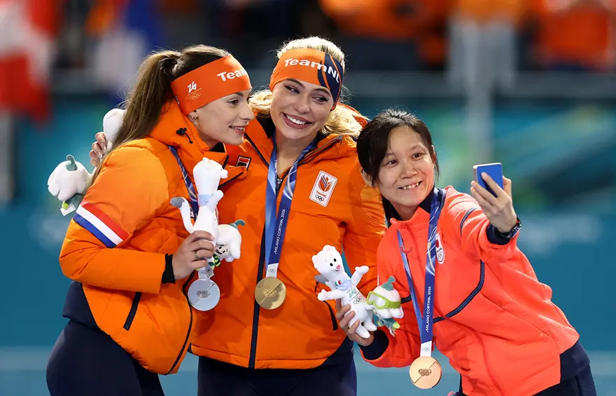 OLİMPİYAT REKORUNU KIRDI OLİMPİYAT REKORUNU KIRDI