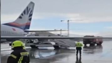 Antalya Havalimanı'nda facianın eşiğinden dönüldü. Kalkışta uçağın tekerleği koptu