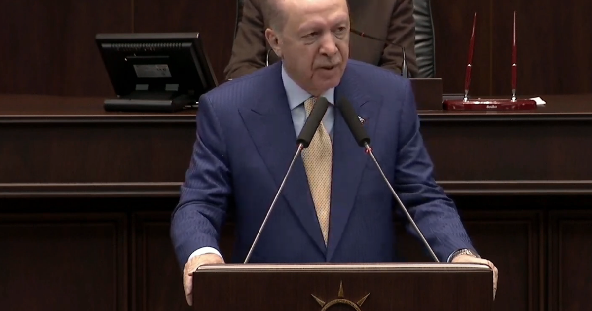 MEB'in ramazan genelgesi. Cumhurbaşkanı Erdoğan: Okul etkinlikleri anayasaya uygun