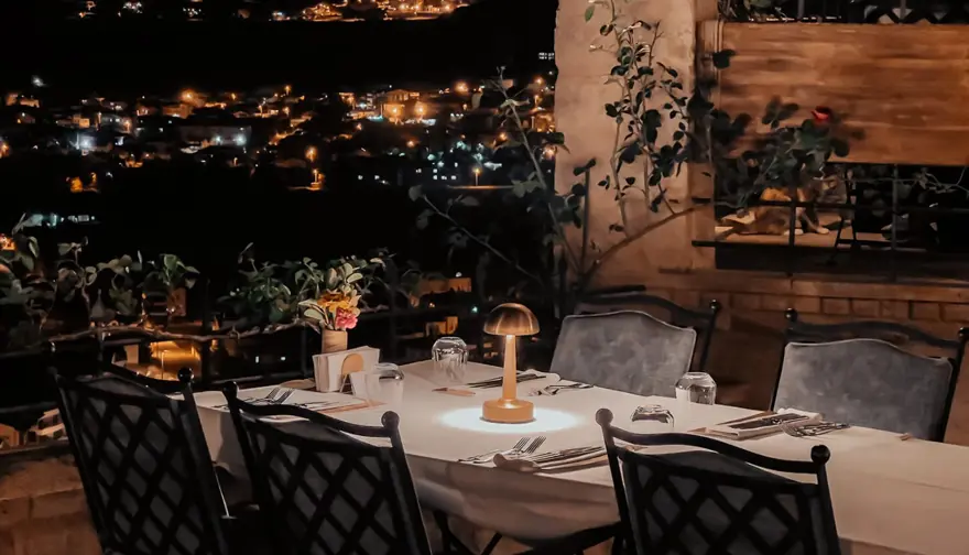 Michelin yıldızları Peri Bacaları'nın üstüne yağdı. Göreme ve Ürgüp'ün lezzet durakları 6 Michelin yıldızları Peri Bacaları'nın üstüne yağdı. Göreme ve Ürgüp'ün lezzet durakları 6