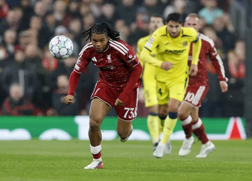 Virgil van Dijk, Rio Ngumoah'ın gelişiminde Mohamed Salah'ın etkisini vurguladı