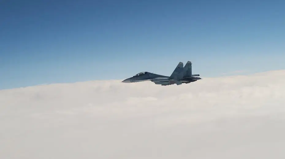 Rusya'ya ait Su-30 savaş uçağı Kaliningrad'da düştü