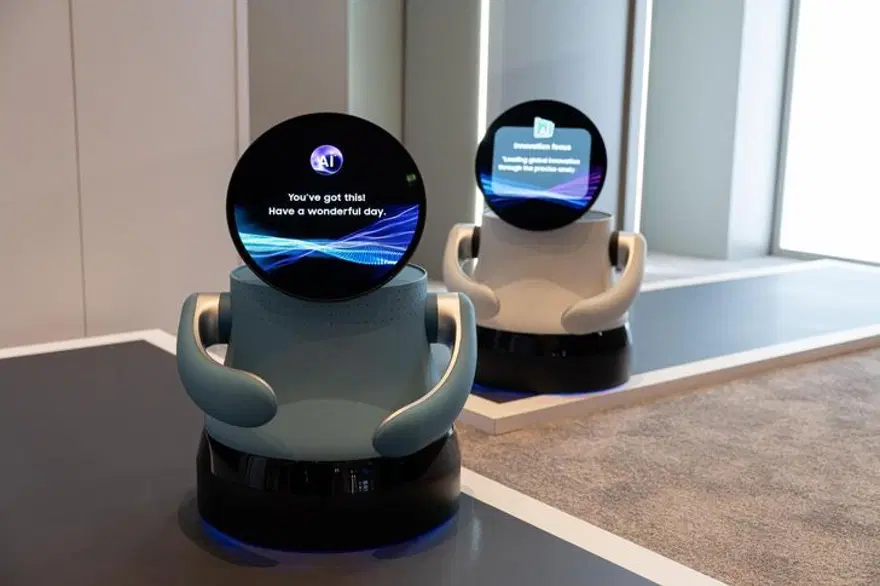 ÖĞRENCİ ASİSTANI ROBOTLAR 3