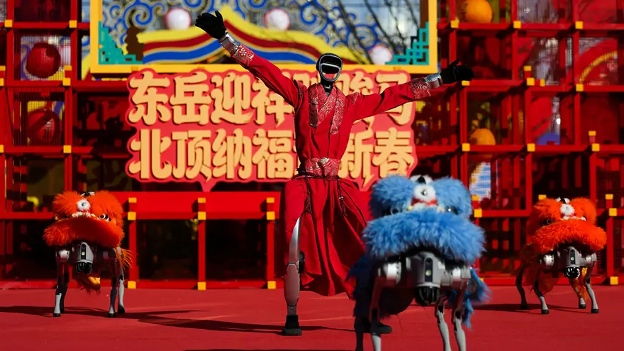 Çin'de yeni yıl başladı. Bu yılın adı "Ateş Atı" 3