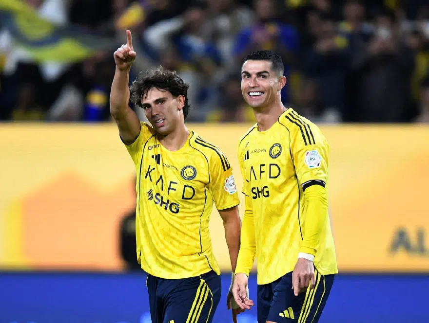 Cristiano Ronaldo ve ortağı olduğu konsorsiyum 500 milyon dolarlık bir teklifle Suudi Arabistan Kamu Yatırım Fonu ile ma