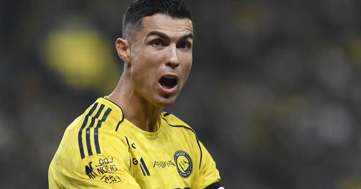 Ronaldo büyük hedefe bir adım daha yaklaştı