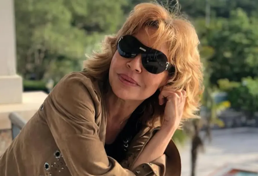RUHSAR GÜLTEKİN KİMDİR? 2