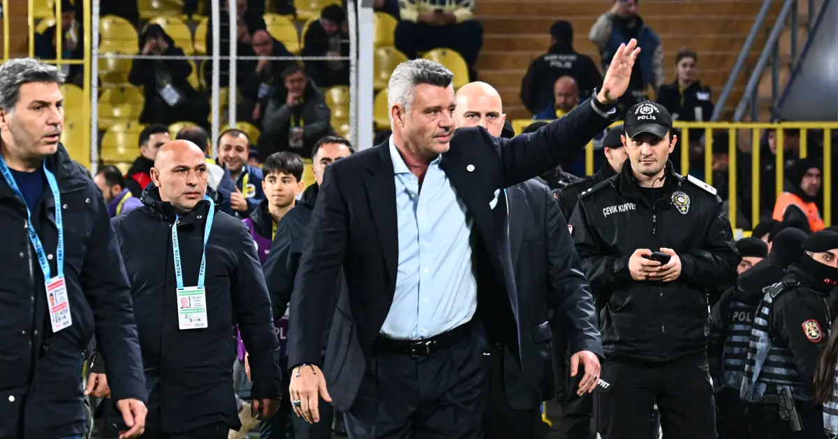 Fenerbahçe yönetiminden yeni karar