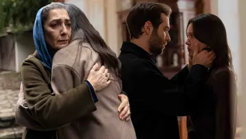 Sahipsizler'de Azize konağı terk ediyor