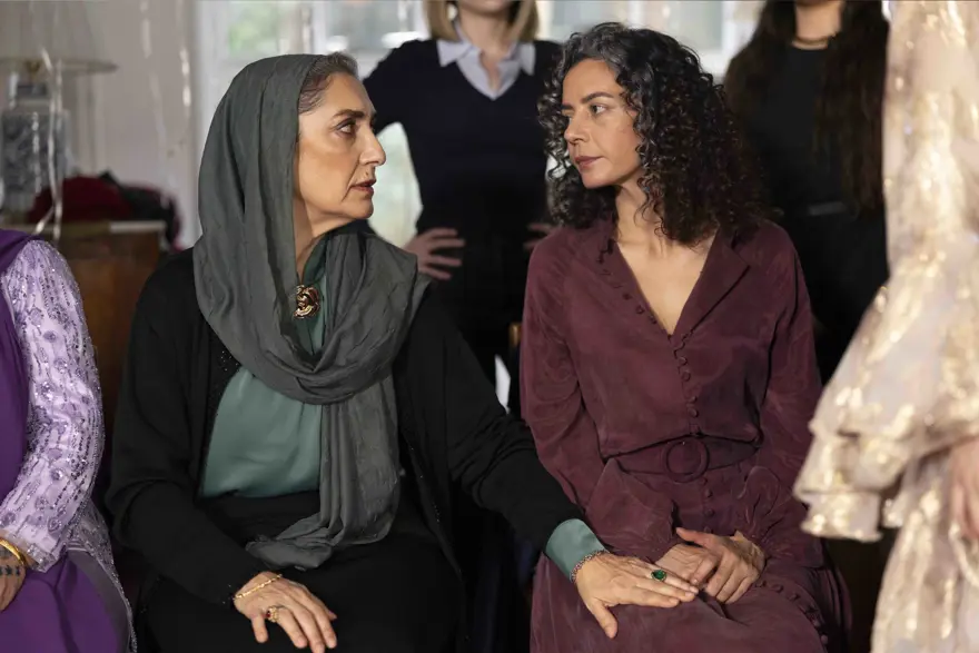 Sahipsizler'de Devran zor durumda. Babasının sırrını Azize'den saklıyor 5 Sahipsizler'de Devran zor durumda. Babasının sırrını Azize'den saklıyor 5