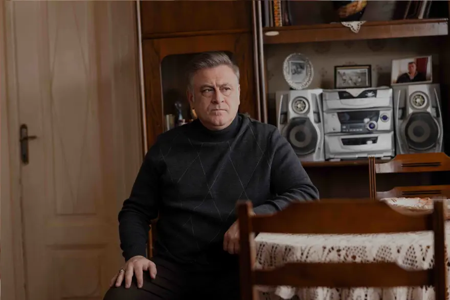 Sahipsizler'de Azize konağı terk ediyor 6