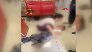 Mahallelinin yakaladığı hırsızların "epilepsi" oyunu tutmadı