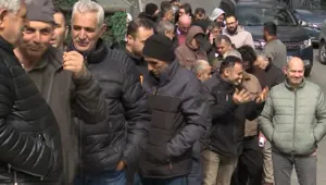 APP plaka değişiminde süre azalırken uzun kuyruklar oluştu