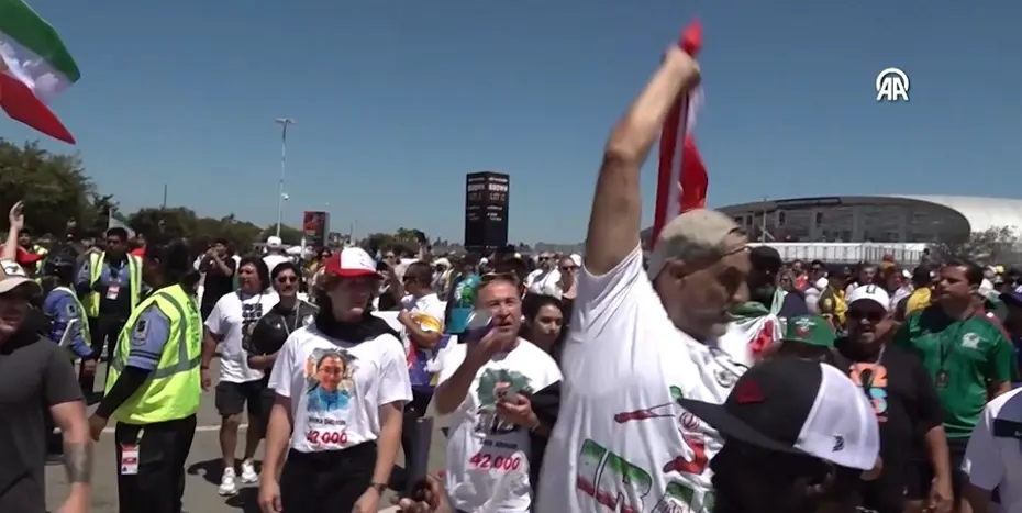 Belçika-İran maçı öncesi Los Angeles'ta gerginlik çıktı