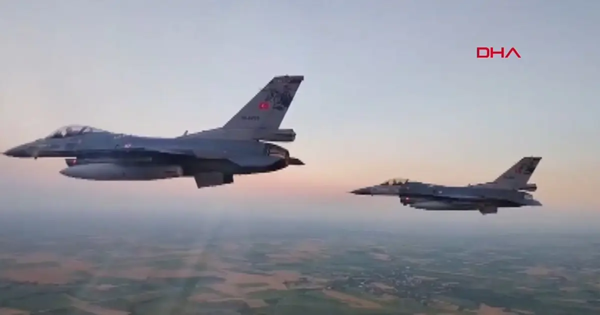 Kozan’da muharip uçak gösterisi, heyecanlı anlara sahne oldu