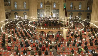 Ankara'da bayram namazı saat kaçta? 2026 Diyanet Ankara Kurban Bayramı namaz vakti
