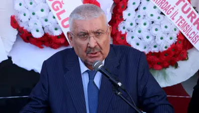 MHP'li Semih Yalçın'dan, Papa 14. Leo'nun Türkiye ziyaretine eleştiri