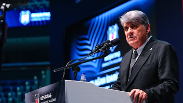 Beşiktaş Başkanı Adalı "Gitmek istiyor" diyerek ayrılacak isimleri tek tek açıkladı