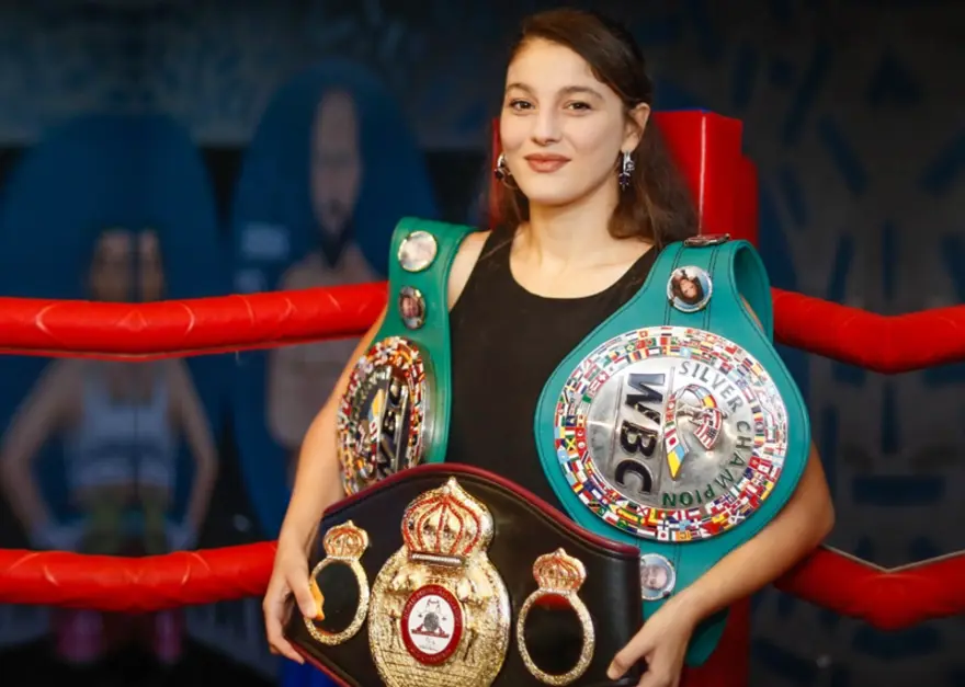 2018 YILINDA PROFESYONEL OLARAK BOKSA BAŞLADI 4